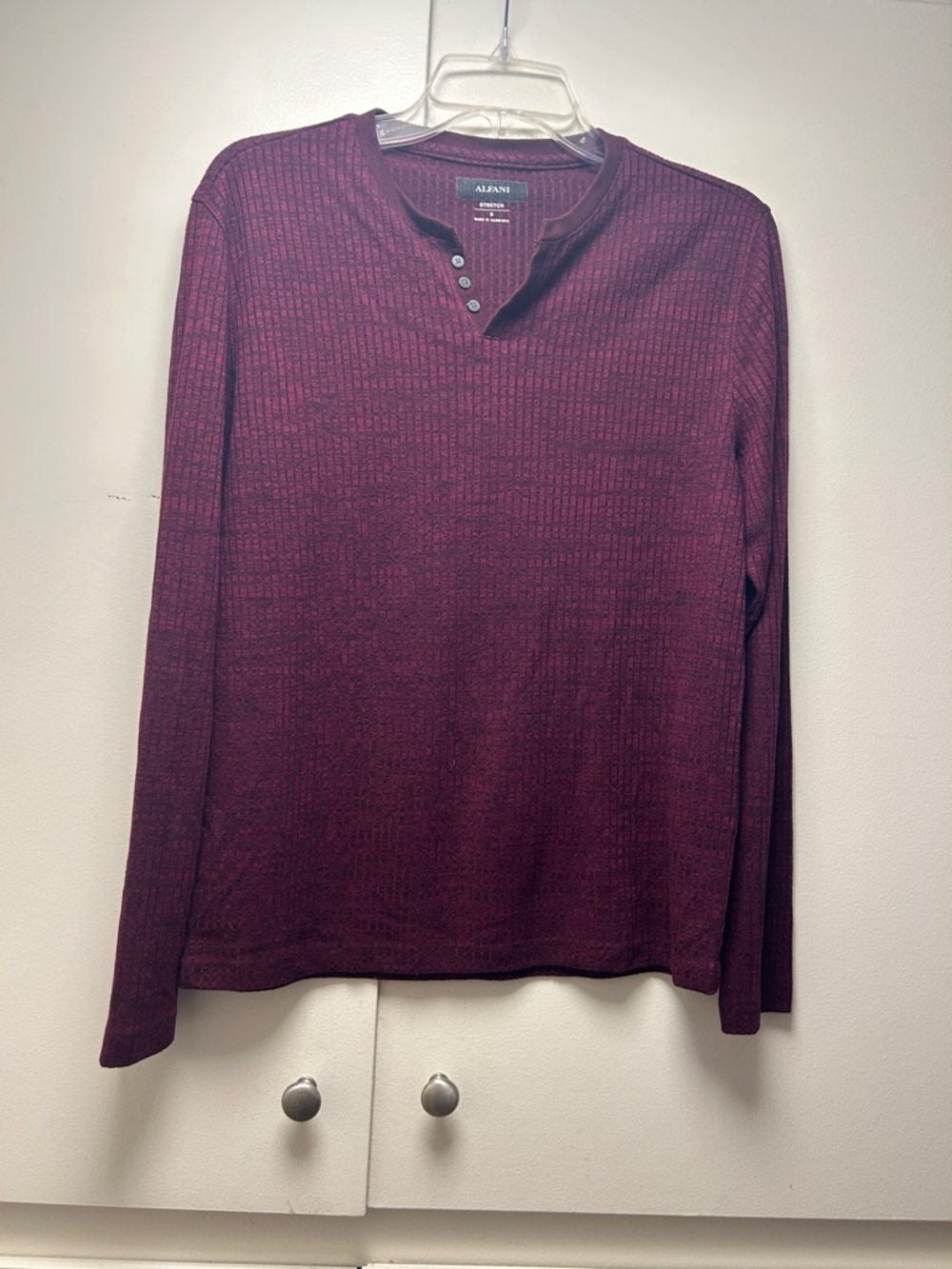 Alfani Men’s Maroon Crewneck Henley Sweater